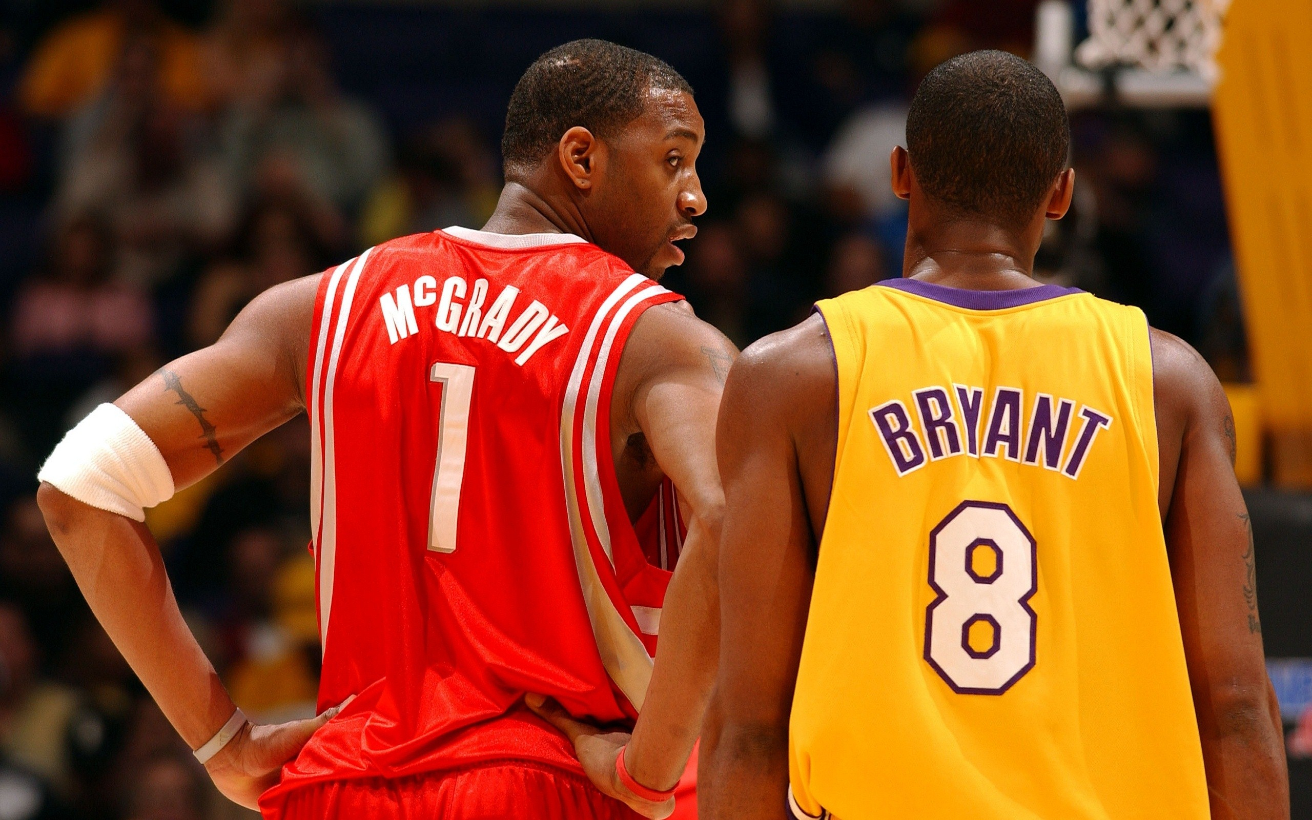 公牛伤病报告：科比·怀特&赫尔特、武切维奇今日可出战