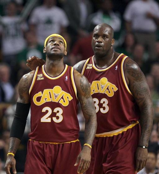 国米提前8轮夺意甲冠军，张康阳：历史性时刻