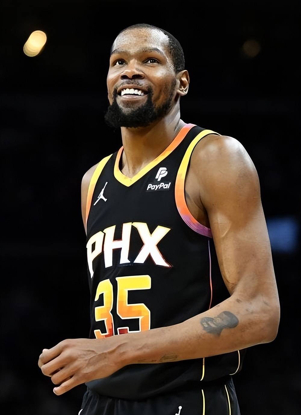 周琦全明星票数不到队友一半！还跨界应援杜兰特，遭到球迷群嘲