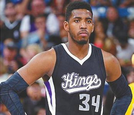 记者：若格伊冬窗离队，水晶宫将追求葡体后卫迪奥曼德