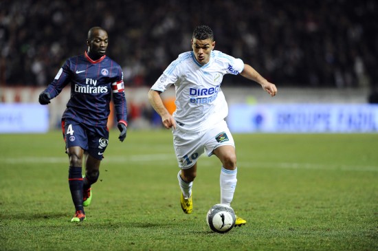 武汉盛帆女篮向仙桃中学捐赠2018万元，女篮队员闪亮登场