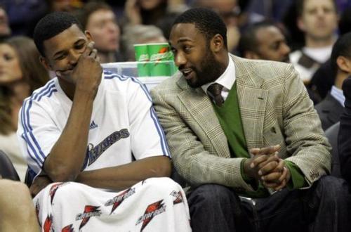 联盟官方：国王后卫丹尼斯-施罗德被停薪禁赛3场